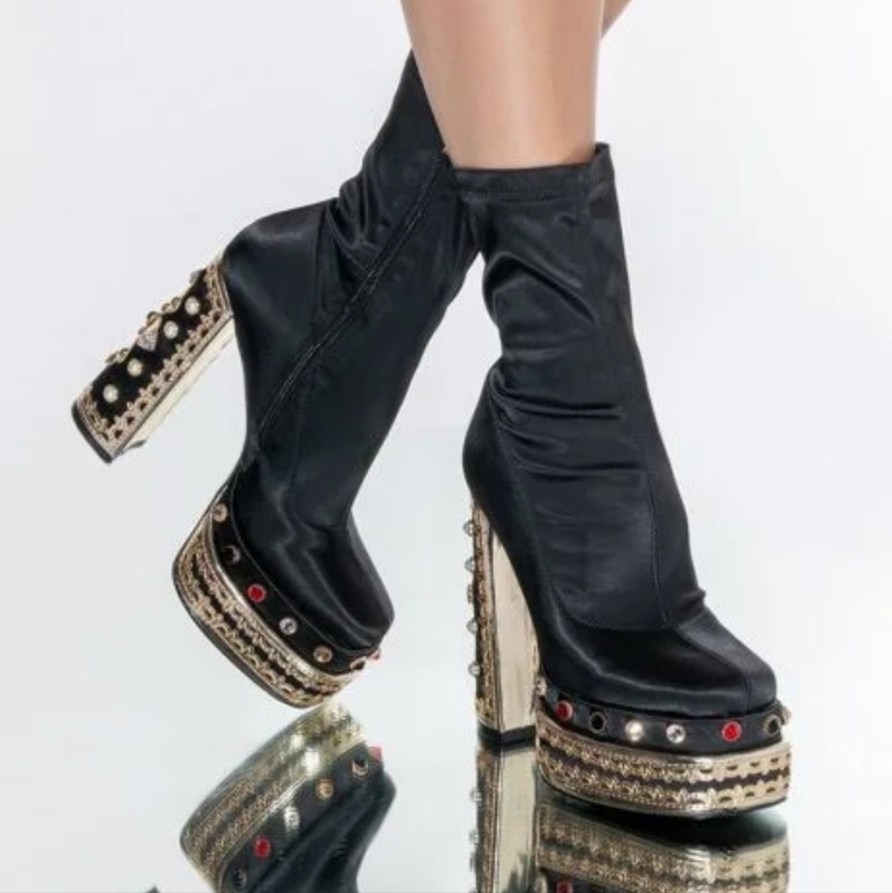AZALEA WANG Notice Me Chunky Bootie